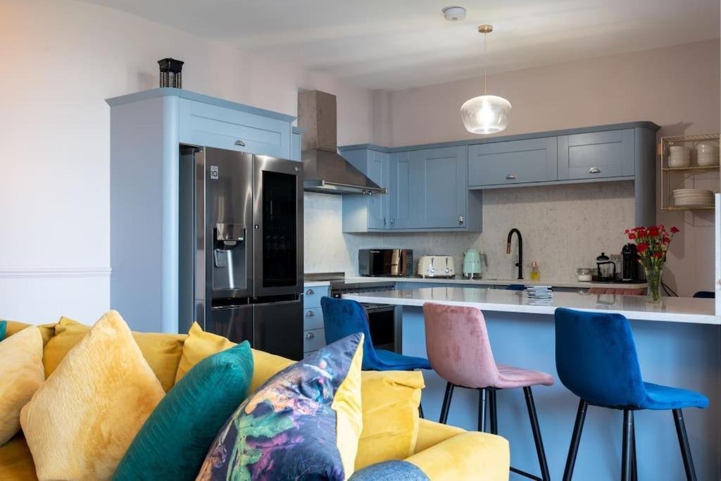 Stylish Beachfront Bolthole With Stunning Sea Views And Luxury Touches Herne Bay Exterior photo
